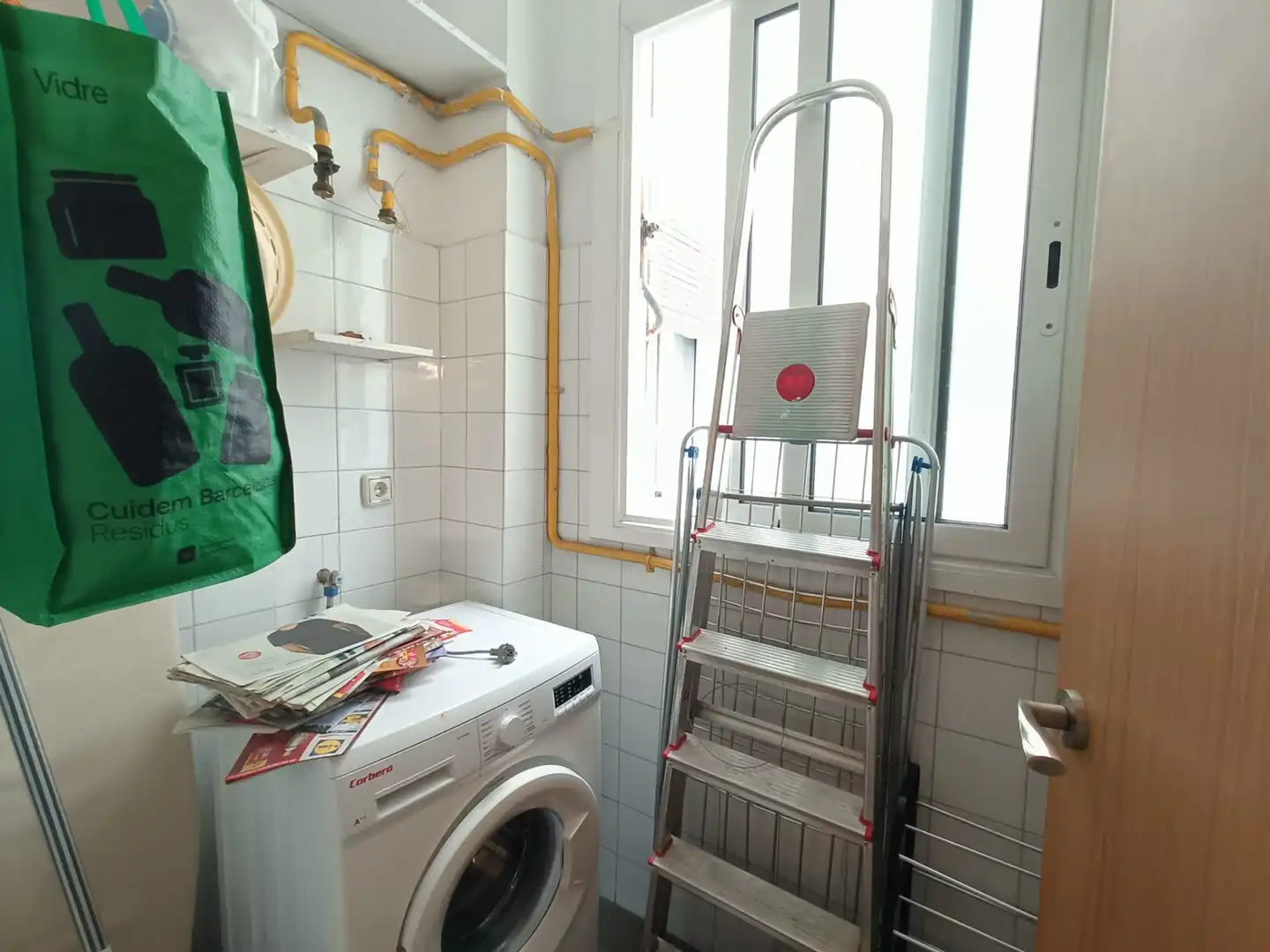 Terraza de Piso en venta en L'Hospitalet de Llobregat con Amueblado y Balcón
