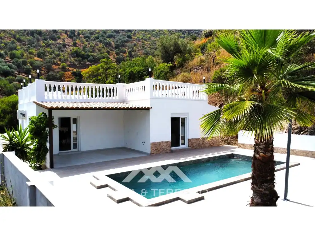 Villa mit Pool zum Verkauf in Poligono 12 Paraje 89 Rio Abajo