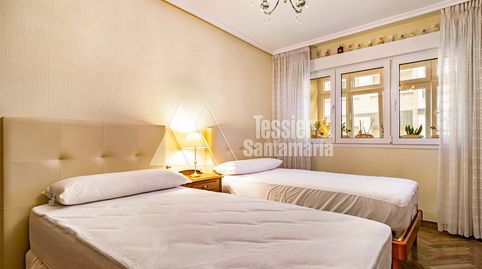 Foto 5 de Piso en venta en Calle Ezcurdia, La Arena, Gijón