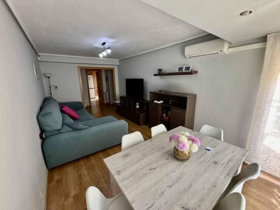 Sala de estar de Piso en venta en  Zaragoza Capital con Aire acondicionado, Calefacción y Terraza