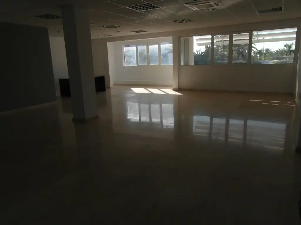 Büro zur Miete in San Bartolomé de Tirajana mit Klimaanlage