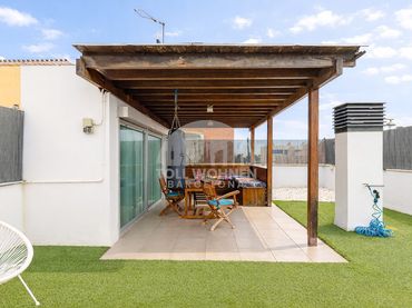 Penthouse with balcony for sale in CL PINZON