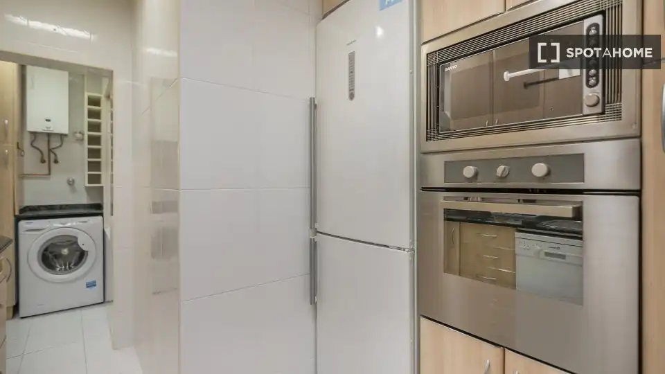 Flat to rent in Gràcia, imagen 3
