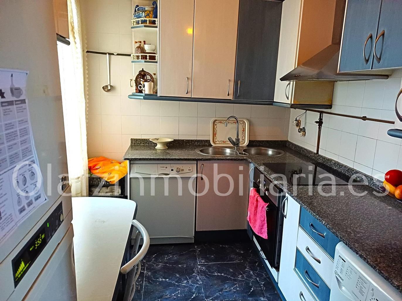 Cuina de Pis en venda en Santurtzi  amb Calefacció i Terrassa