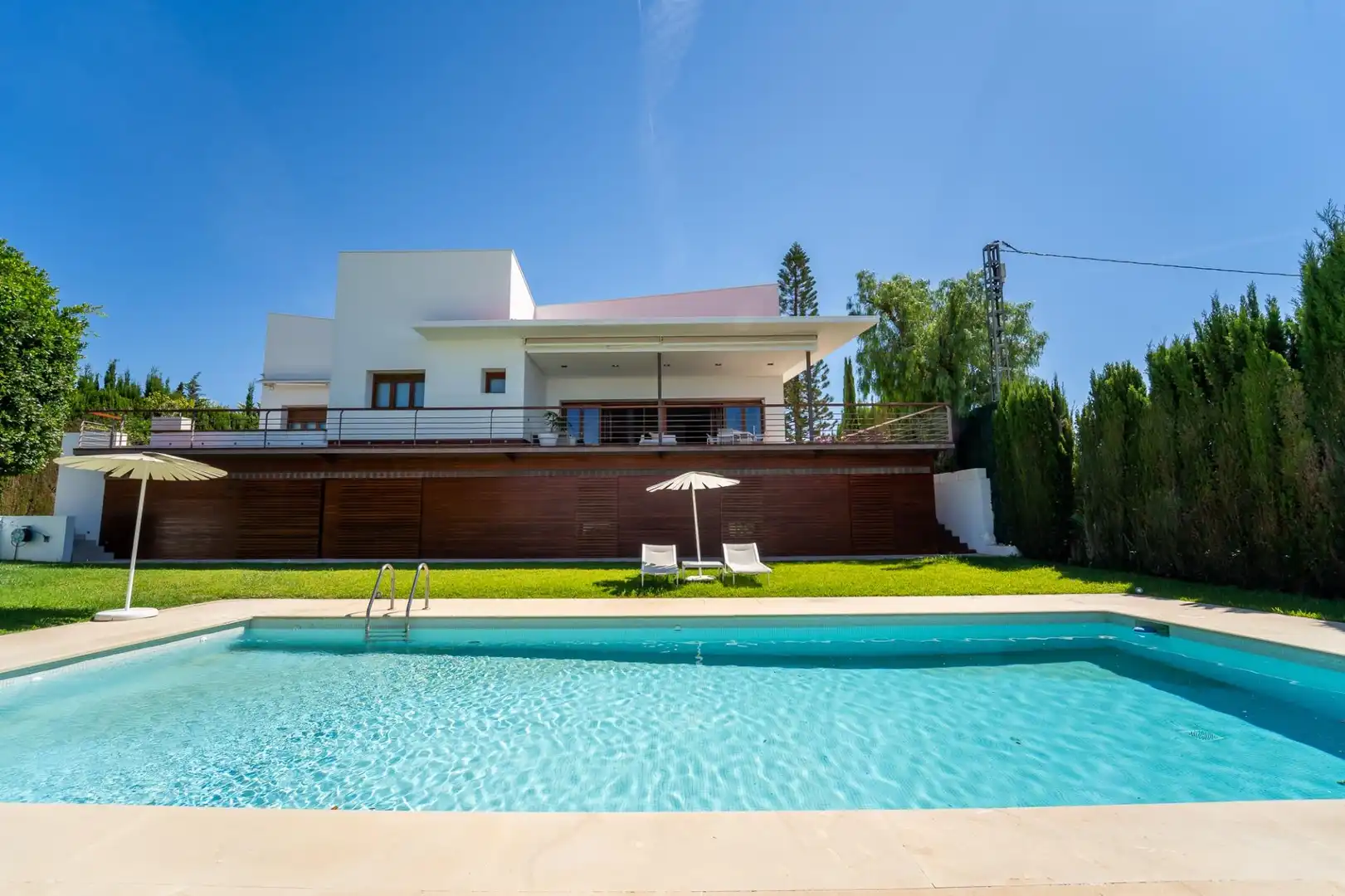 Xalet amb piscina en venda a Jubalcoi