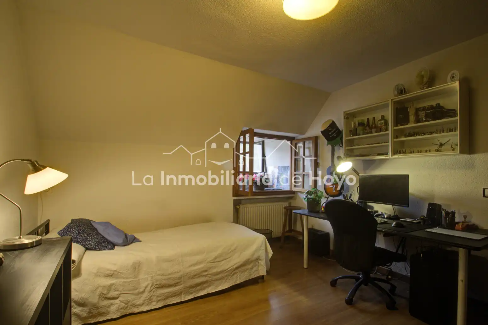 Schlafzimmer von Wohnung zum Verkauf in Hoyo de Manzanares mit Heizung, Privatgarten und Abstellraum