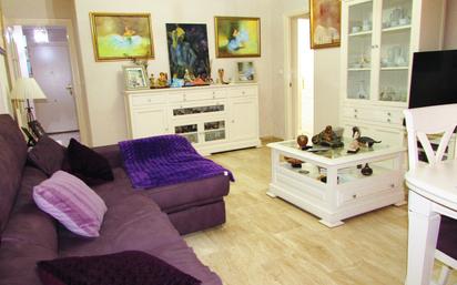 Sala d'estar de Pis en venda en  Cádiz Capital amb Aire condicionat