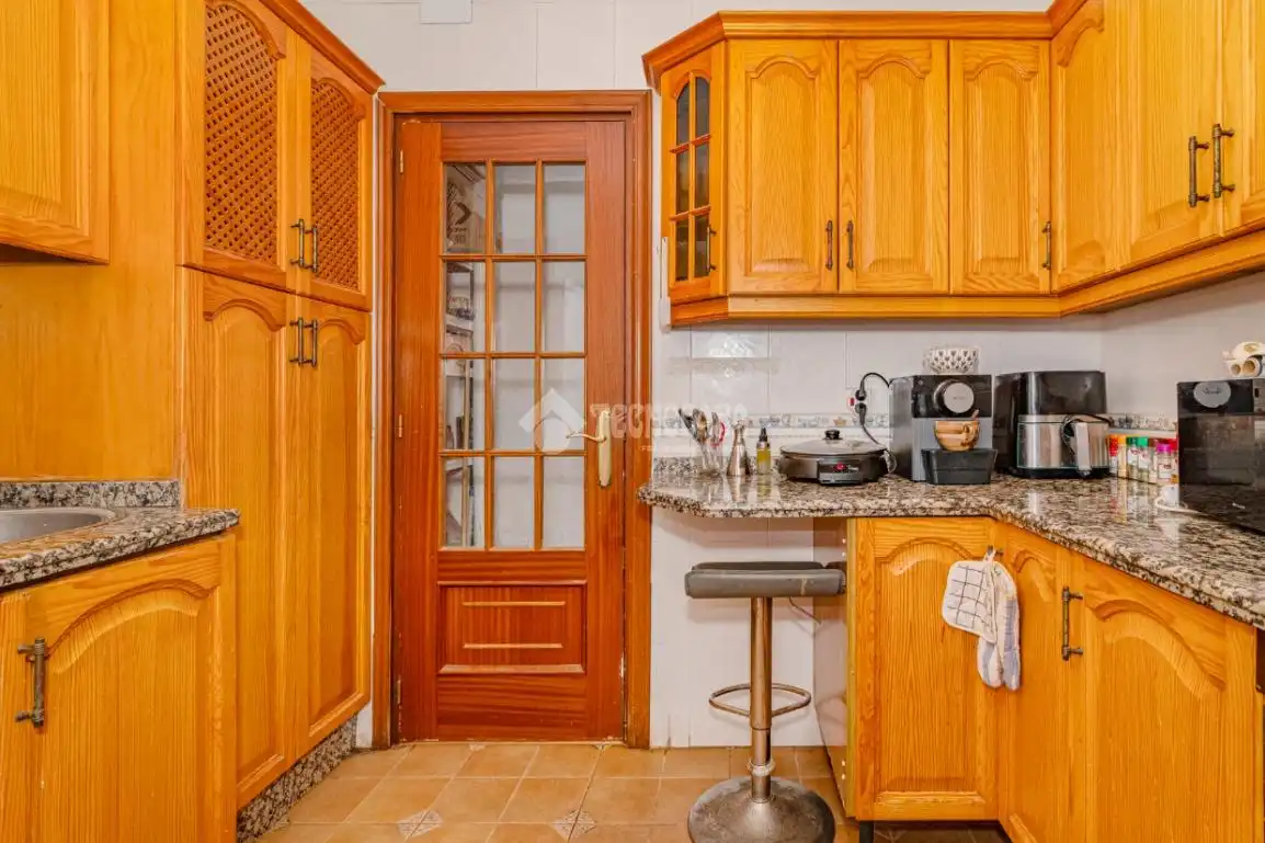 Cuina de Pis en venda en Loja amb Aire condicionat