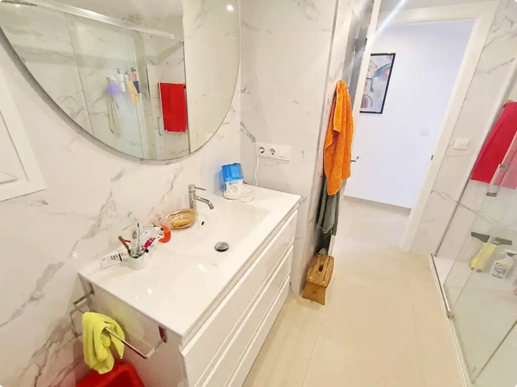 Baño de Piso en venta en Oliva con Aire acondicionado y Balcón