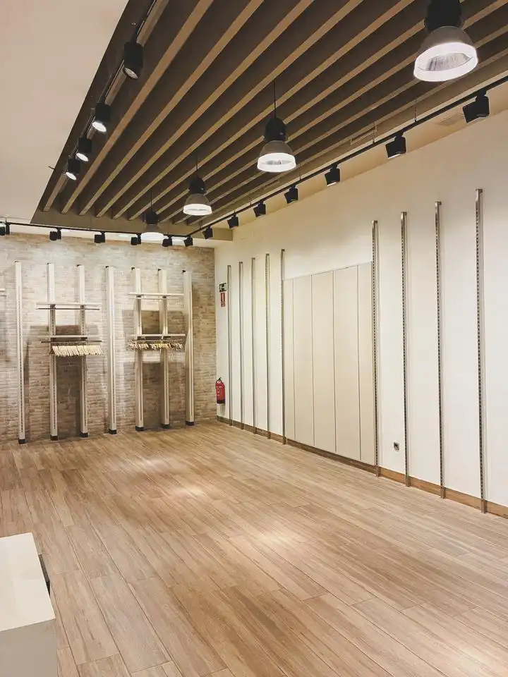 Commercial properties for rent in Cádiz  with Air Conditioner