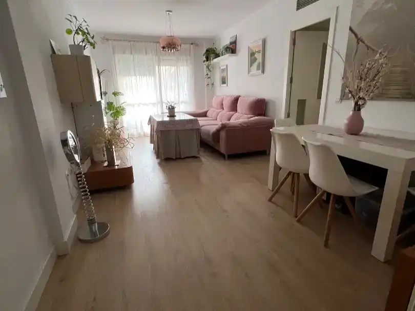 Wohnzimmer von Wohnung zur Miete in San Juan de Aznalfarache mit Klimaanlage und Schwimmbad