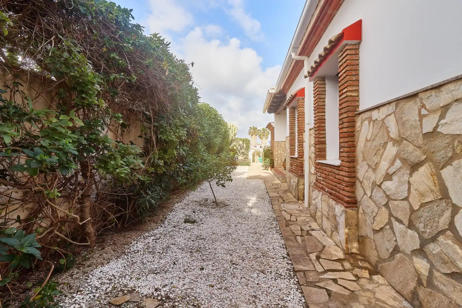 Casa o xalet en venda a El Faro de Calaburra - Chaparral