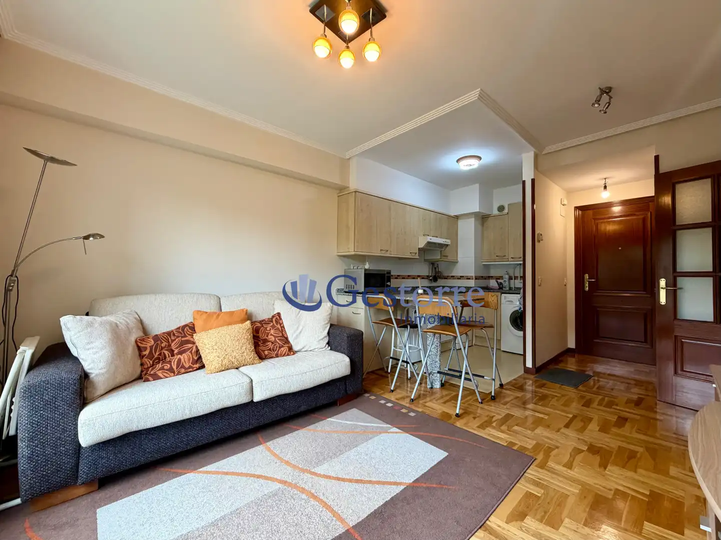 Living room of Flat for rent in Oviedo   with Heating and Parquet flooring