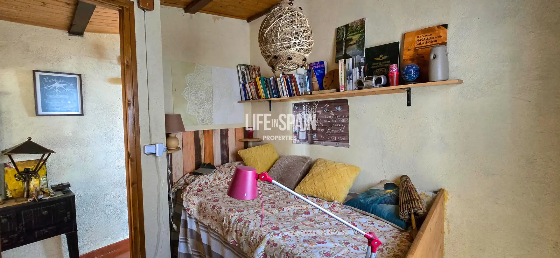 Dormitori de Finca rústica en venda en Roquetes amb Aire condicionat, Calefacció i Jardí privat