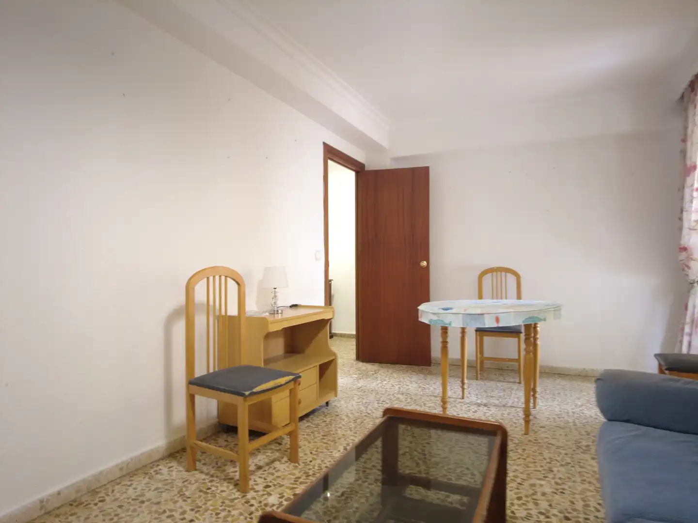 Habitación de Piso en venta en Marbella con Amueblado y Balcón