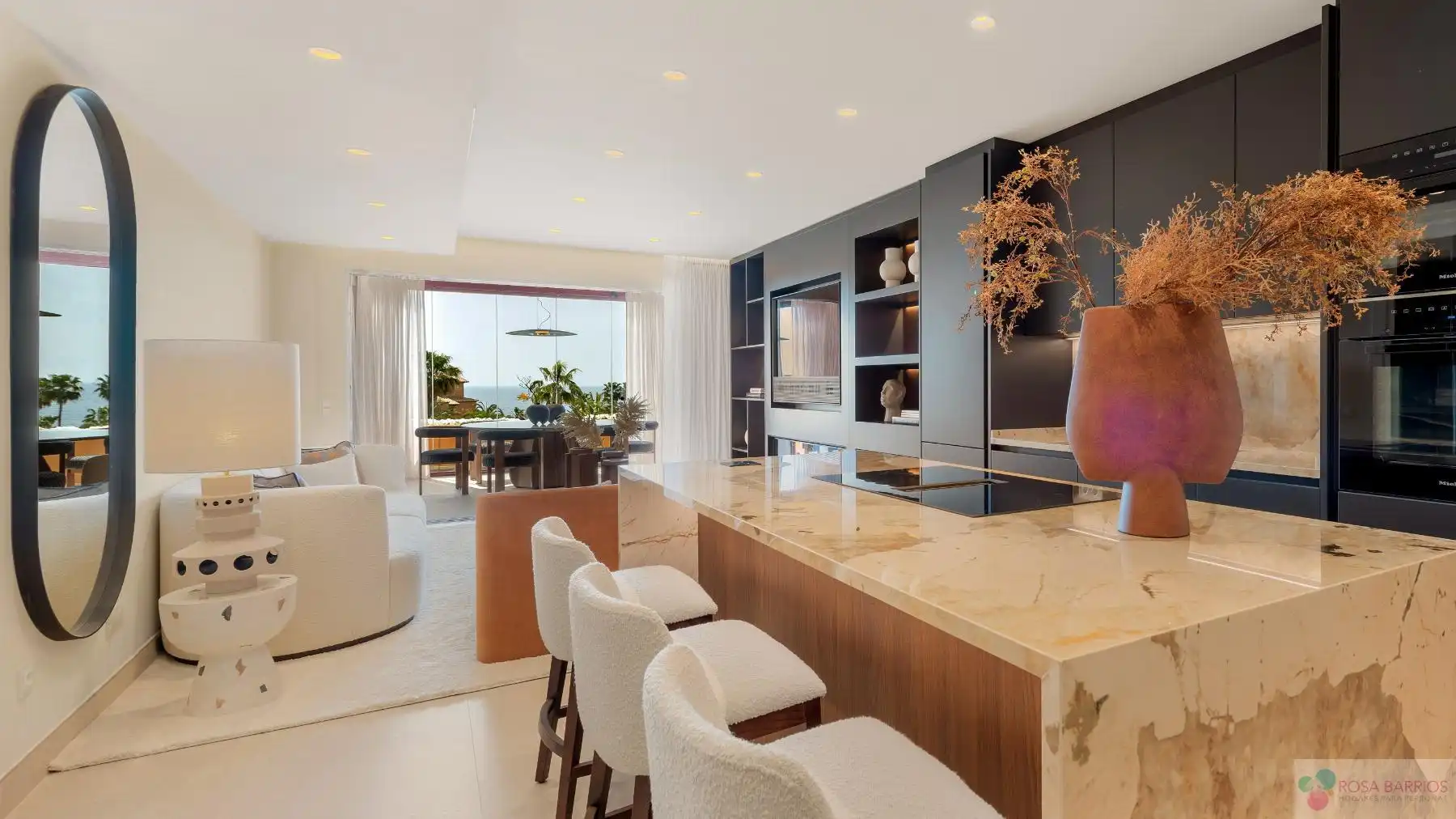Küche von Wohnung zum Verkauf in Estepona mit Klimaanlage, Terrasse und Abstellraum