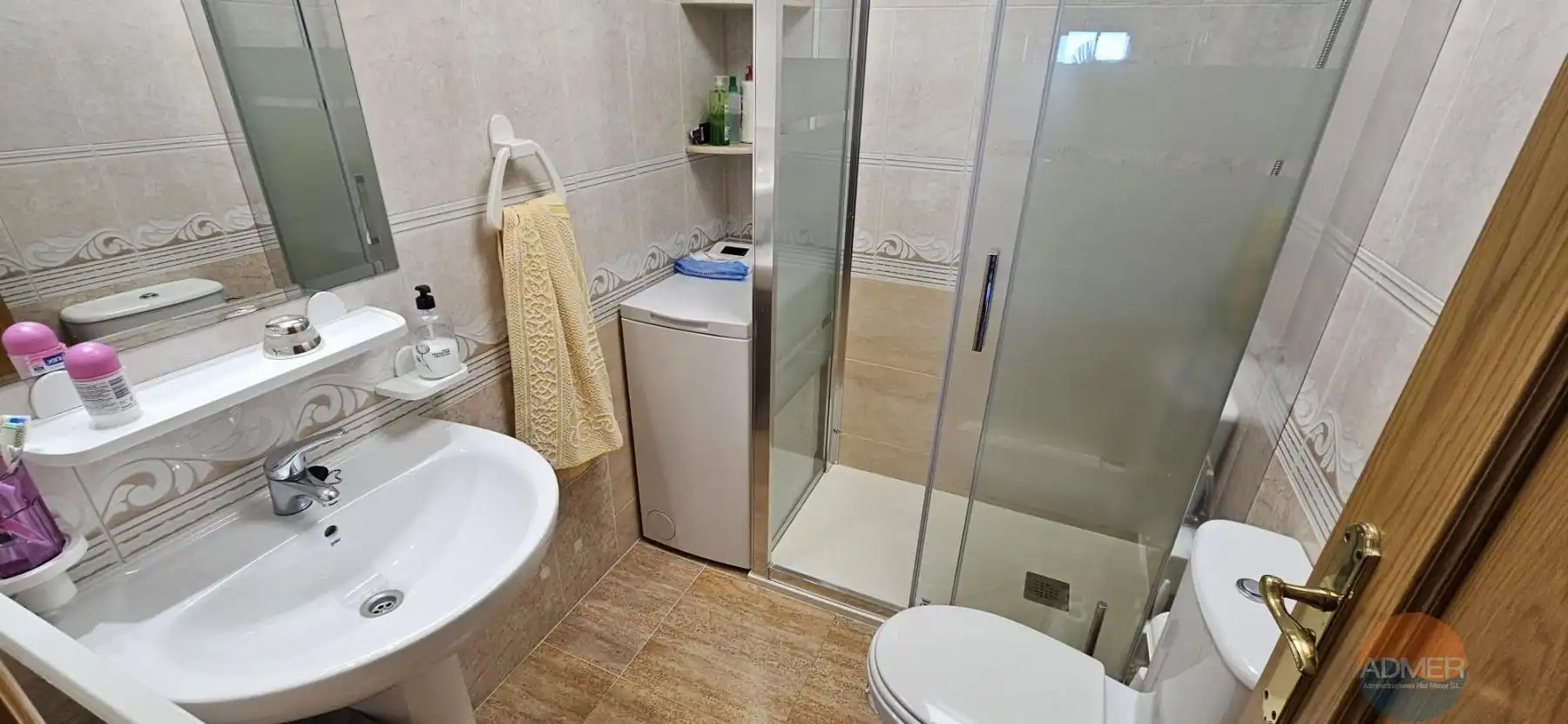 Bathroom of Flat for sale in La Manga del Mar Menor  with Terrace, Storage room and Furnished
