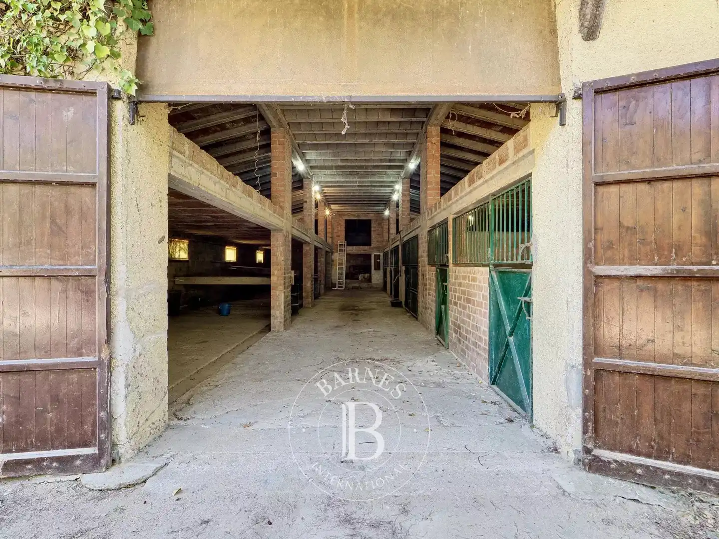 Vista exterior de Finca rústica en venda en Caldes de Malavella amb Calefacció, Piscina i Internet