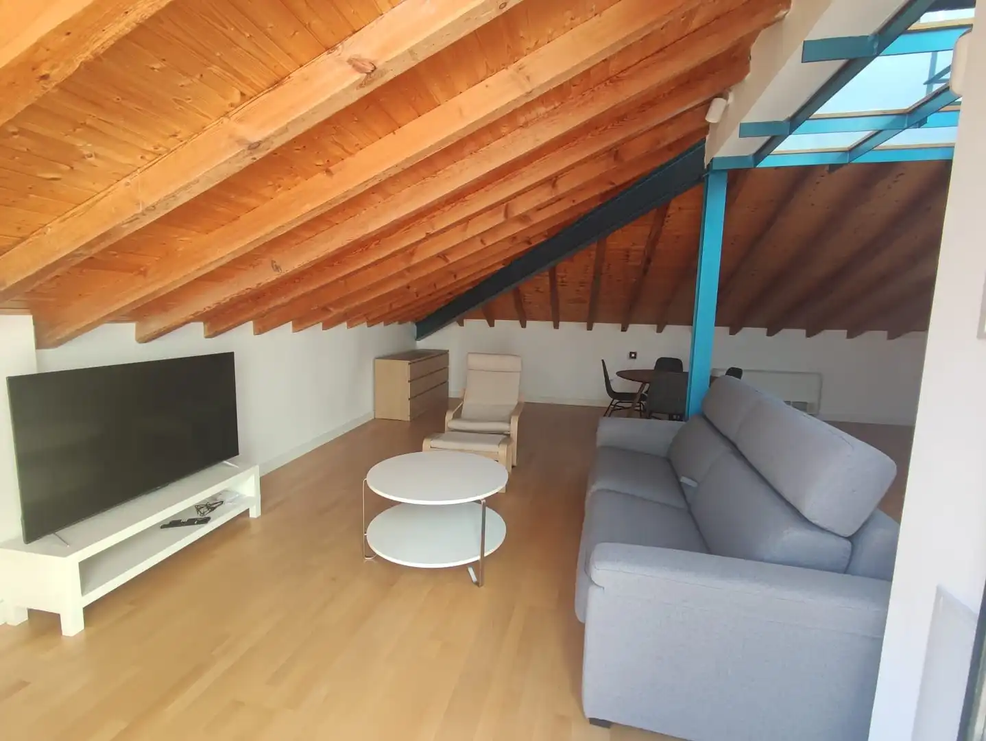 Wohnzimmer von Loft zur Miete in Málaga mit Klimaanlage, Terrasse und Möbliert
