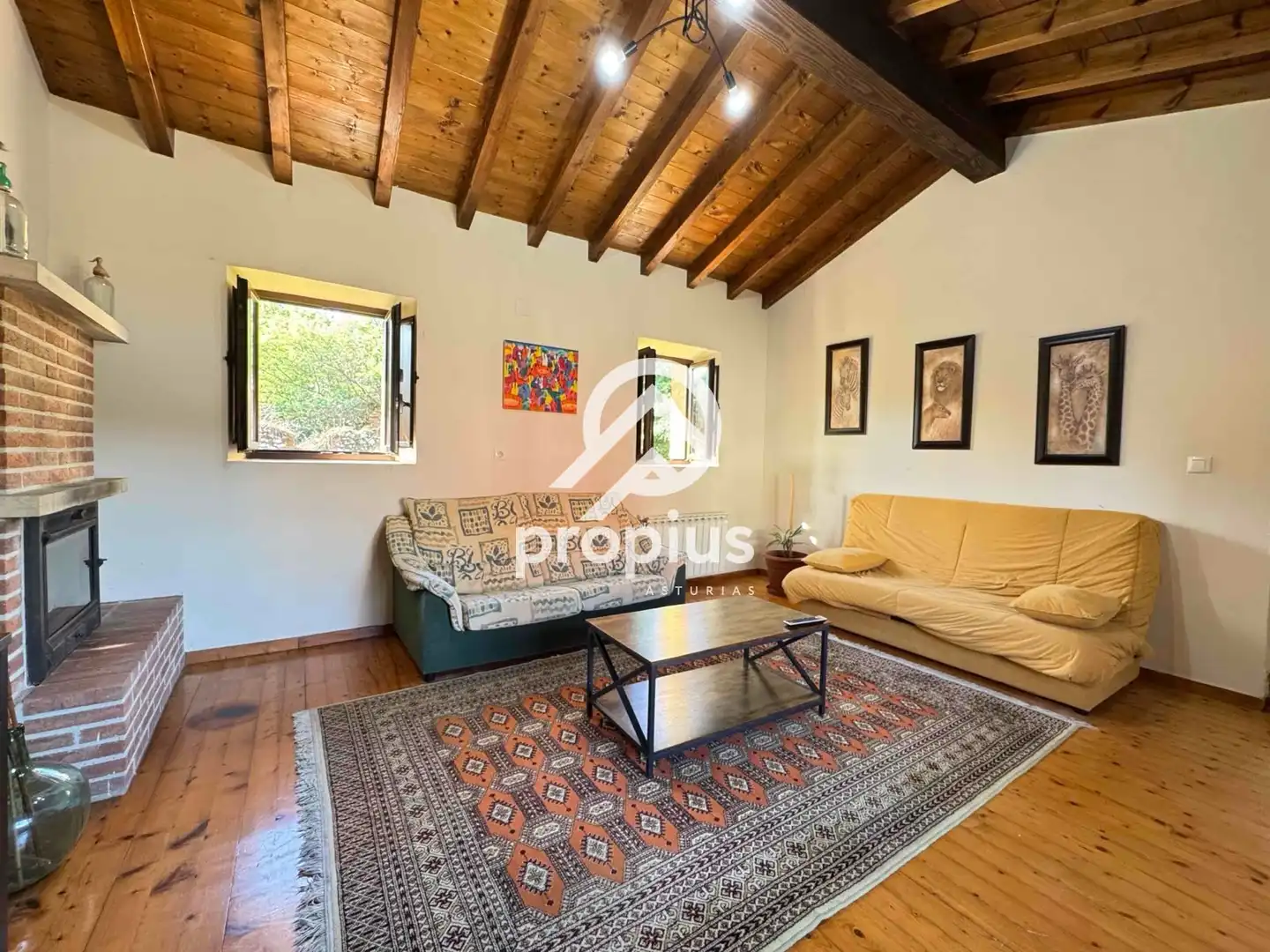 Living room of Houses for sale in Llanes  with Heating, Private garden and Parquet flooring