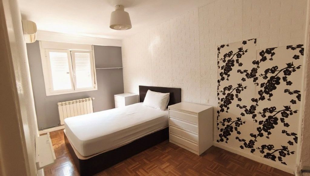 Dormitori de Pis en venda en  Madrid Capital amb Aire condicionat, Calefacció i Moblat