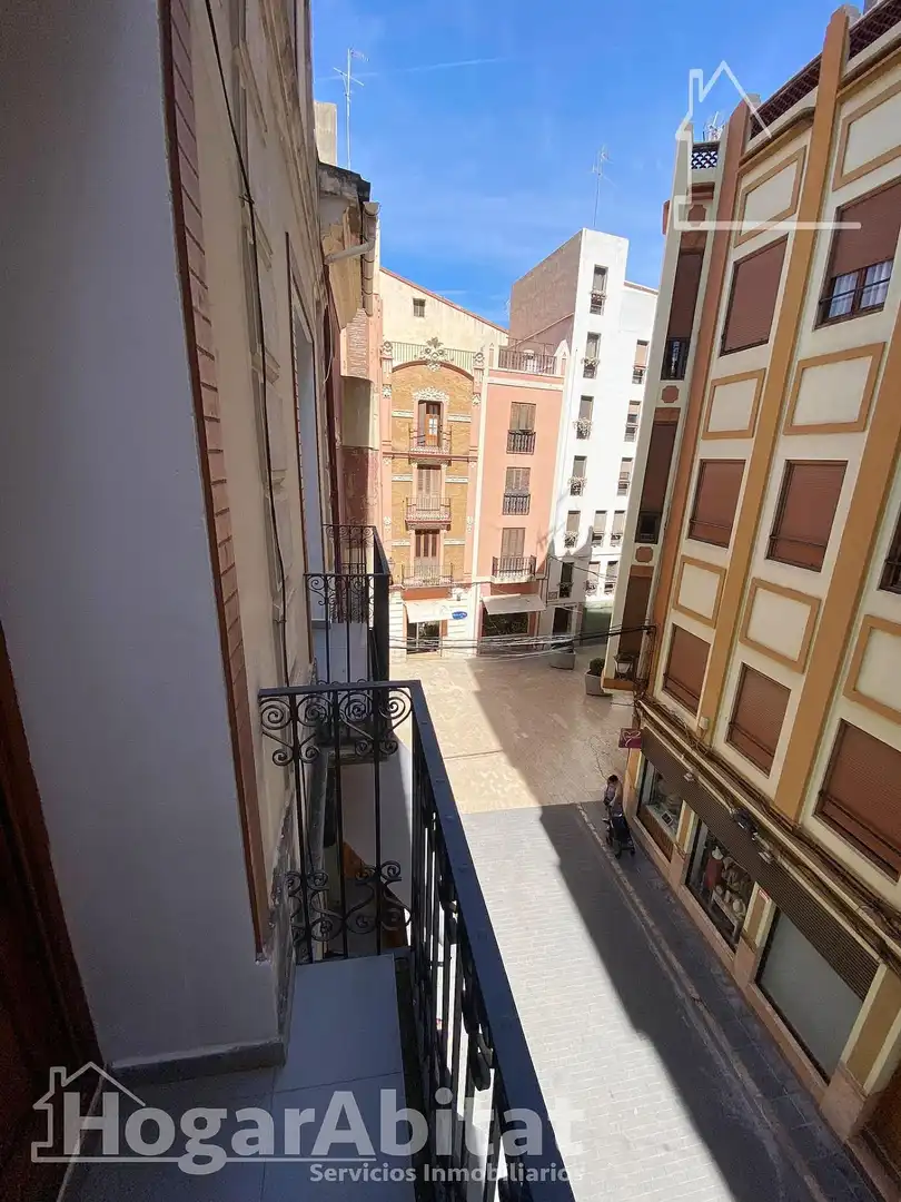 Terrassa de Pis en venda en Alzira amb Calefacció, Moblat i Balcó