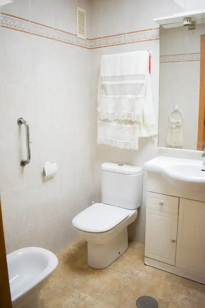 Bany de Pis en venda en  Murcia Capital amb Aire condicionat i Balcó