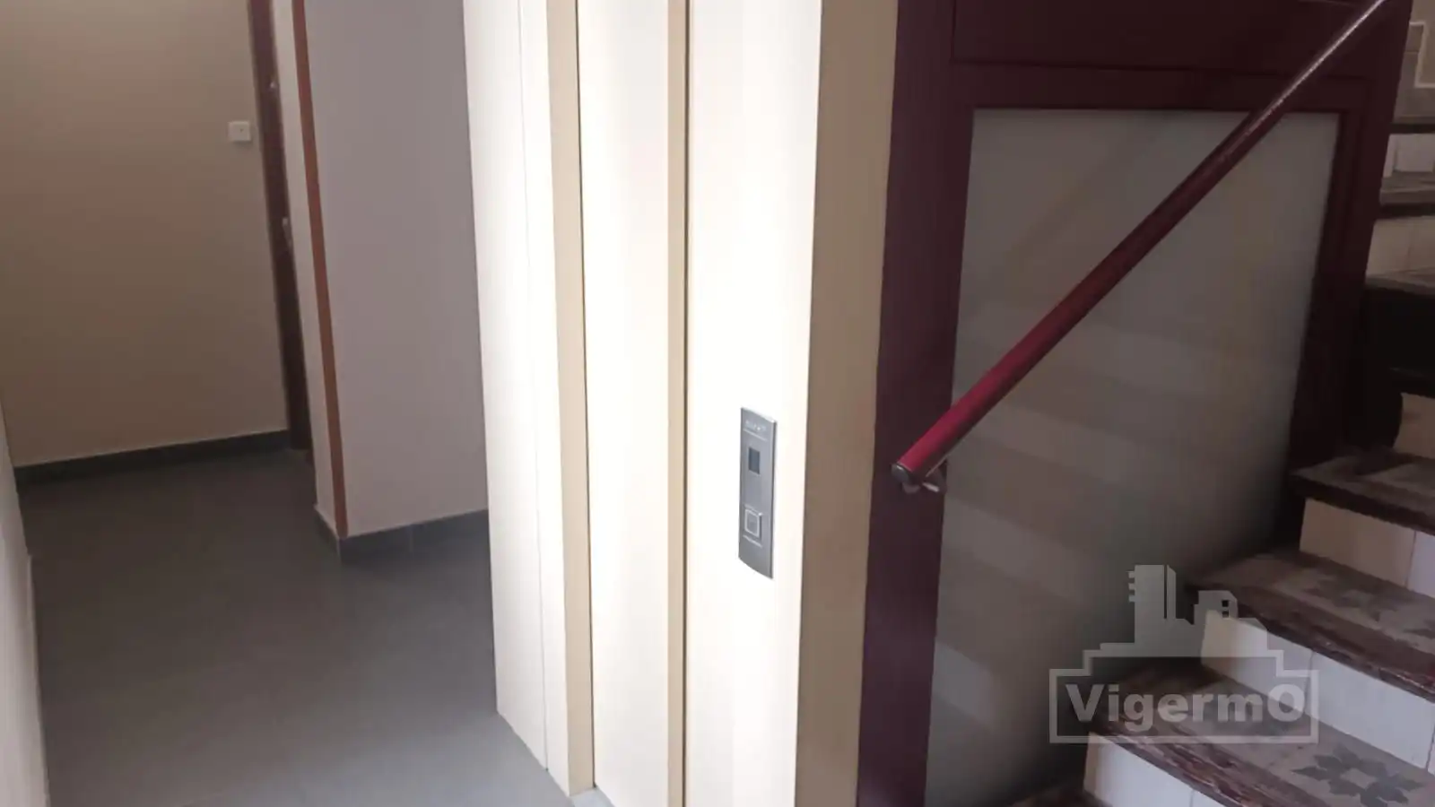 Flat for rent in Madrid  with Air Conditioner