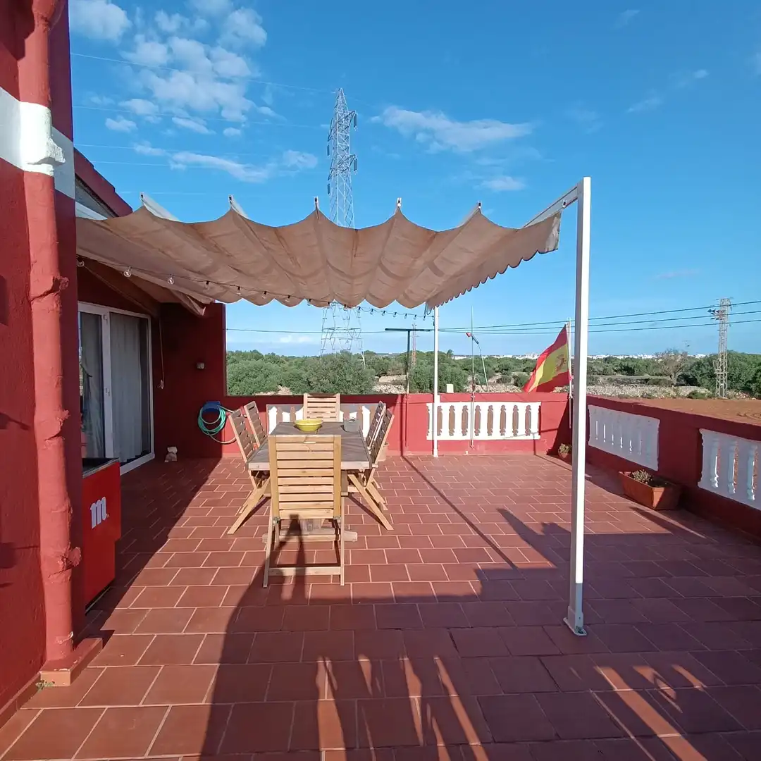 Terrasse von Country house zum Verkauf in Ciutadella de Menorca mit Privatgarten, Terrasse und Möbliert