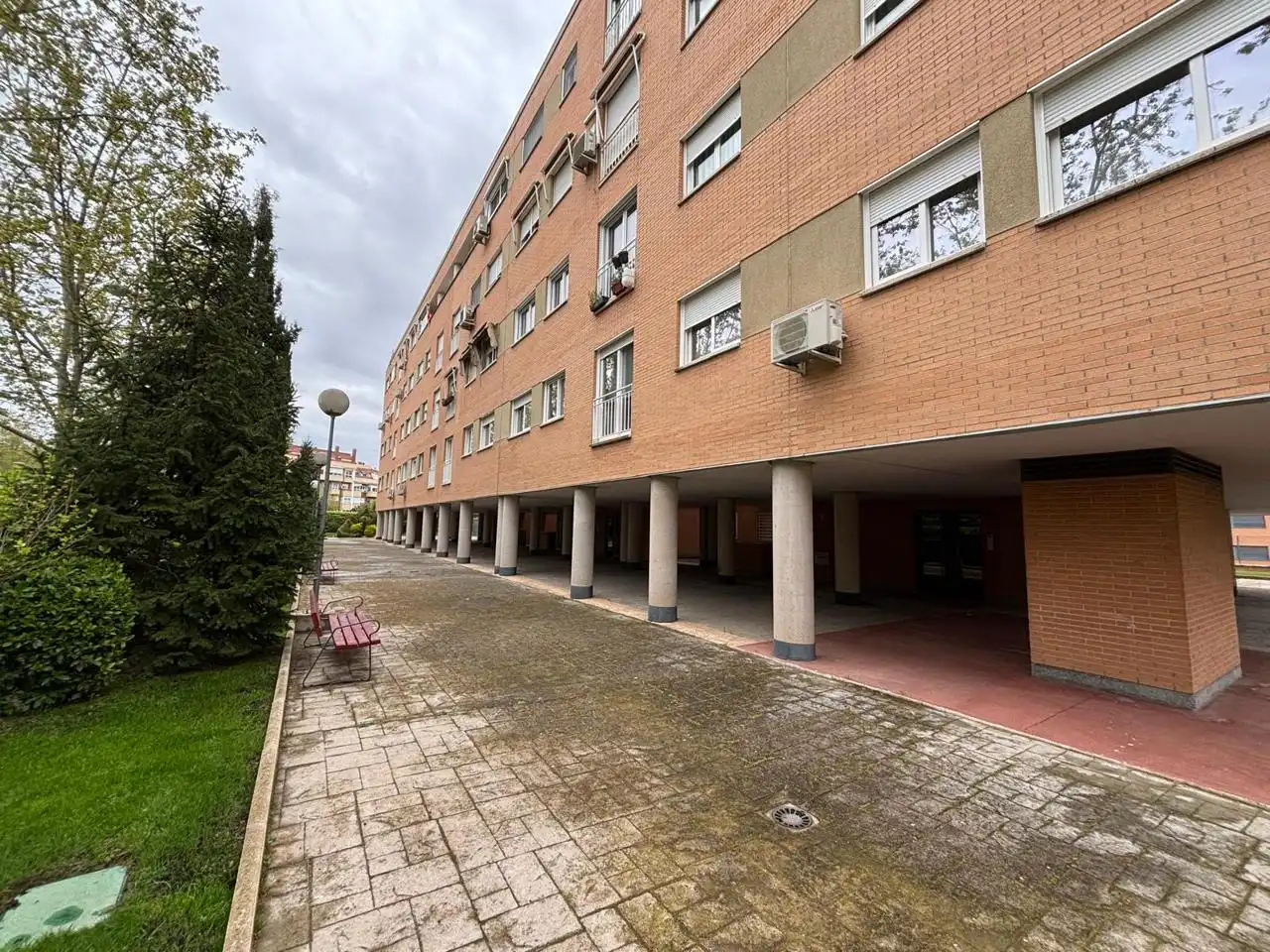 Parkplatz von Maisonette zum Verkauf in Alcorcón mit Klimaanlage, Heizung und Terrasse