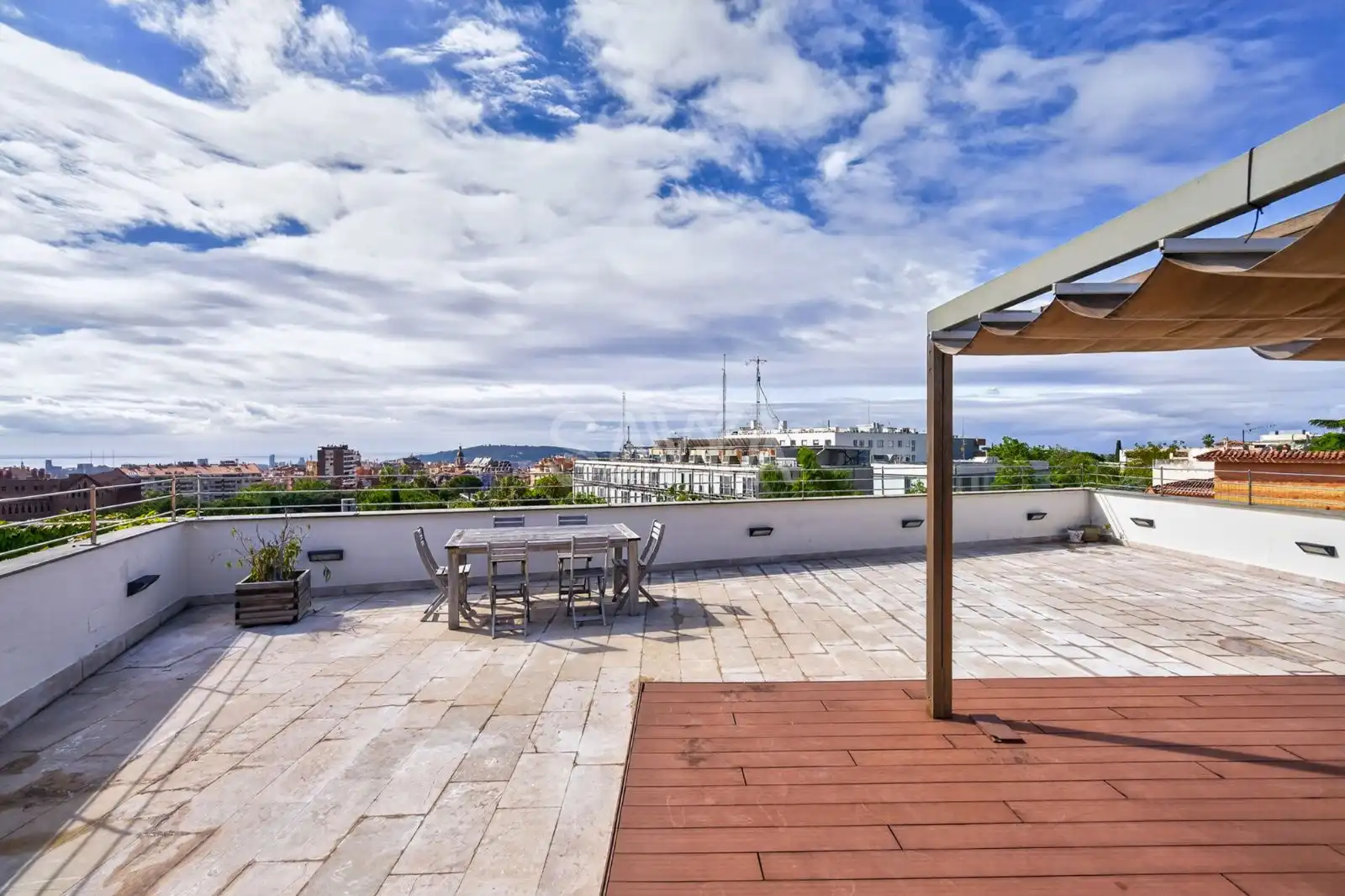 Terraza de Casa o chalet en venta en Barcelona con Aire acondicionado, Terraza y Trastero