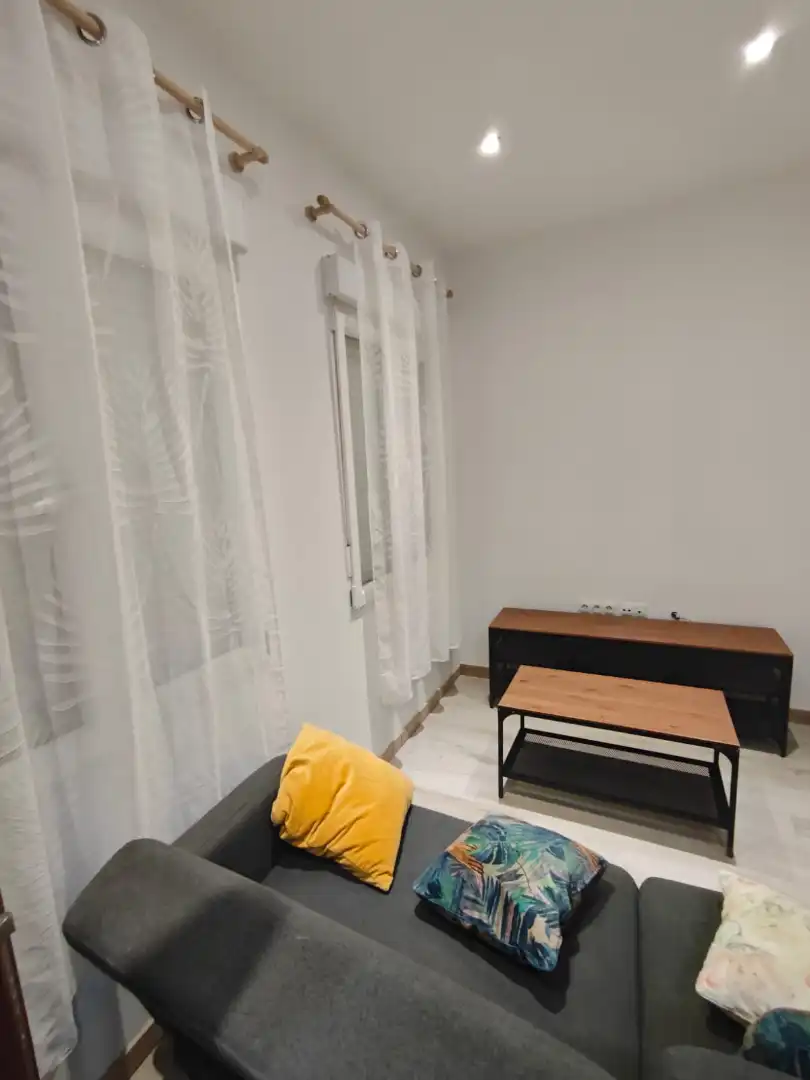 Mini appartamento in vendita a Calle Serranillos, imagen 2