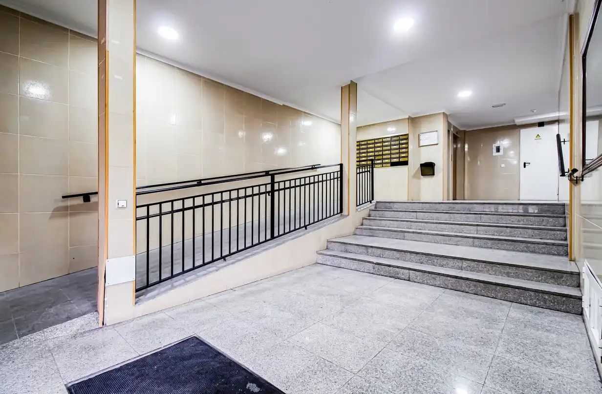 Flat for sale in Madrid  with Air Conditioner, Heating and Terrace