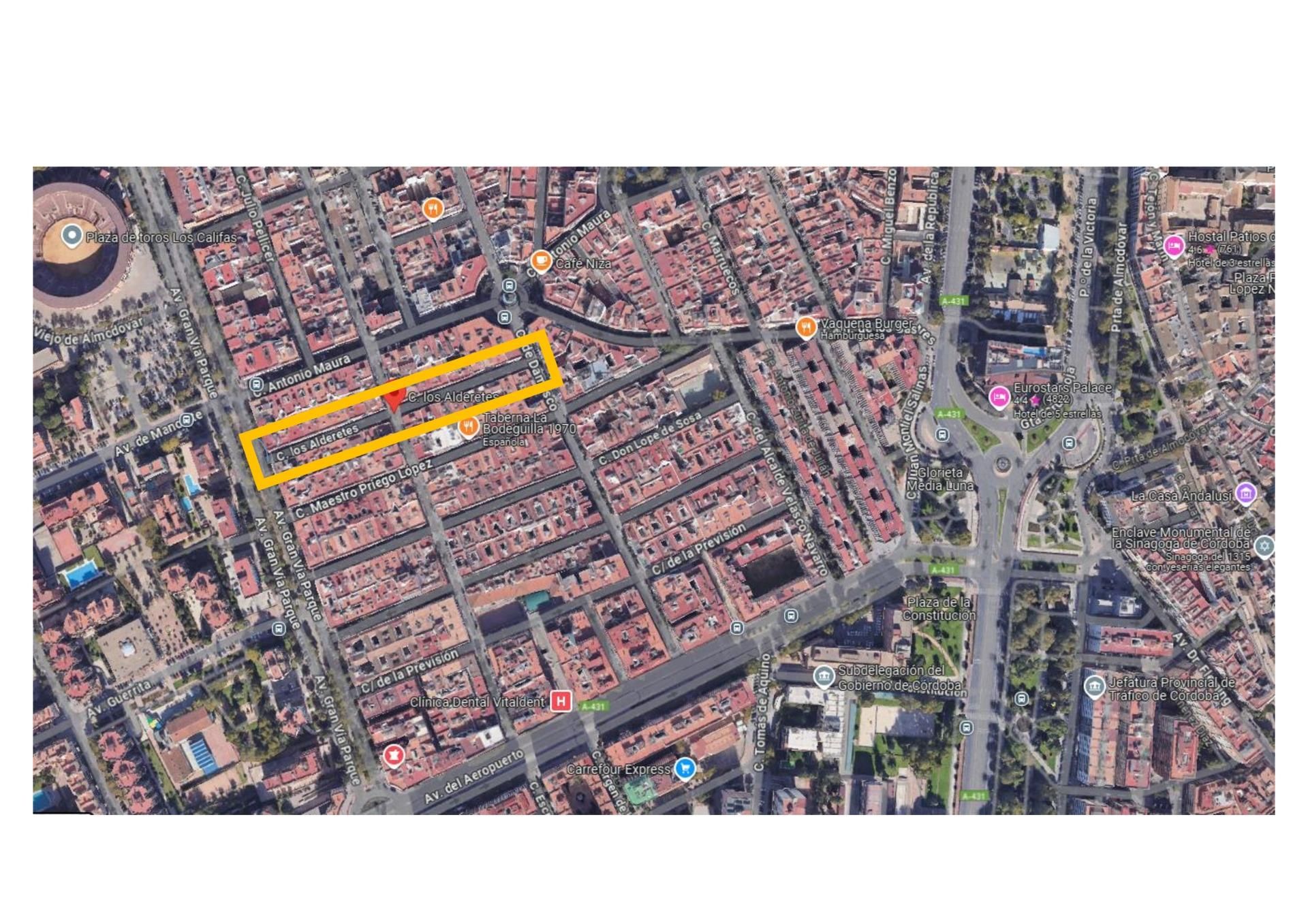 Exterior view of Box room for sale in  Córdoba Capital