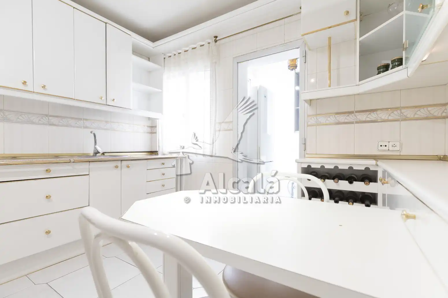 Cocina de Piso en venta en Alcalá de Henares con Calefacción y Terraza