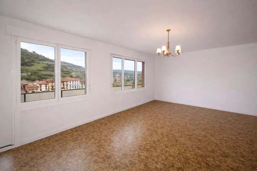 Wohnzimmer von Wohnung zum Verkauf in Tolosa mit Heizung, Terrasse und Balkon
