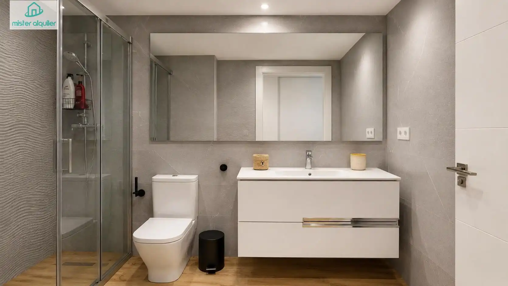 Bathroom of Apartments for rent in El Campello  with Air Conditioner, Heating and Private garden