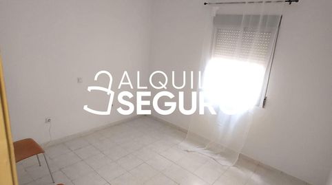 Foto 3 de Piso de alquiler en Ángel del Alcázar, Centro - Corte Inglés, Talavera de la Reina
