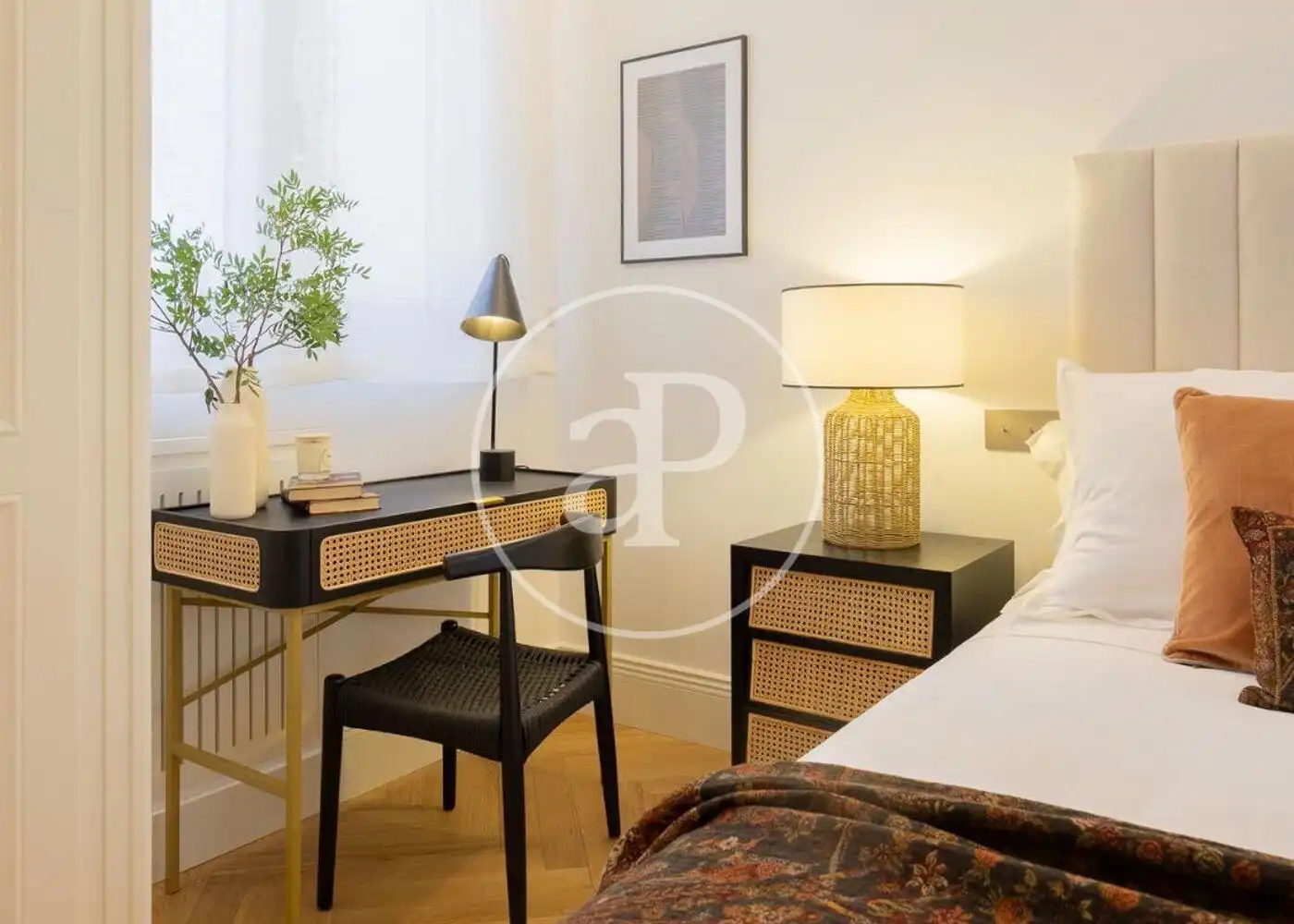 Bedroom of Flat for sale in Madrid  with Air Conditioner, Heating and Storage room