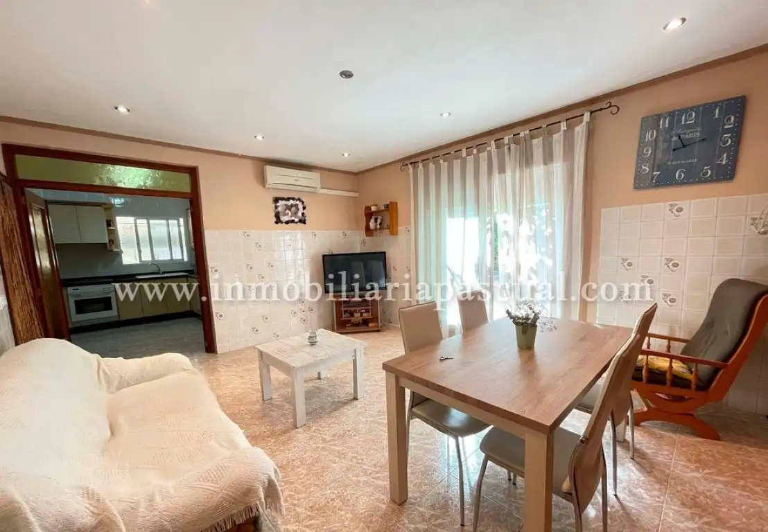 Sala de estar de Casa o chalet en venta en Beniarrés
