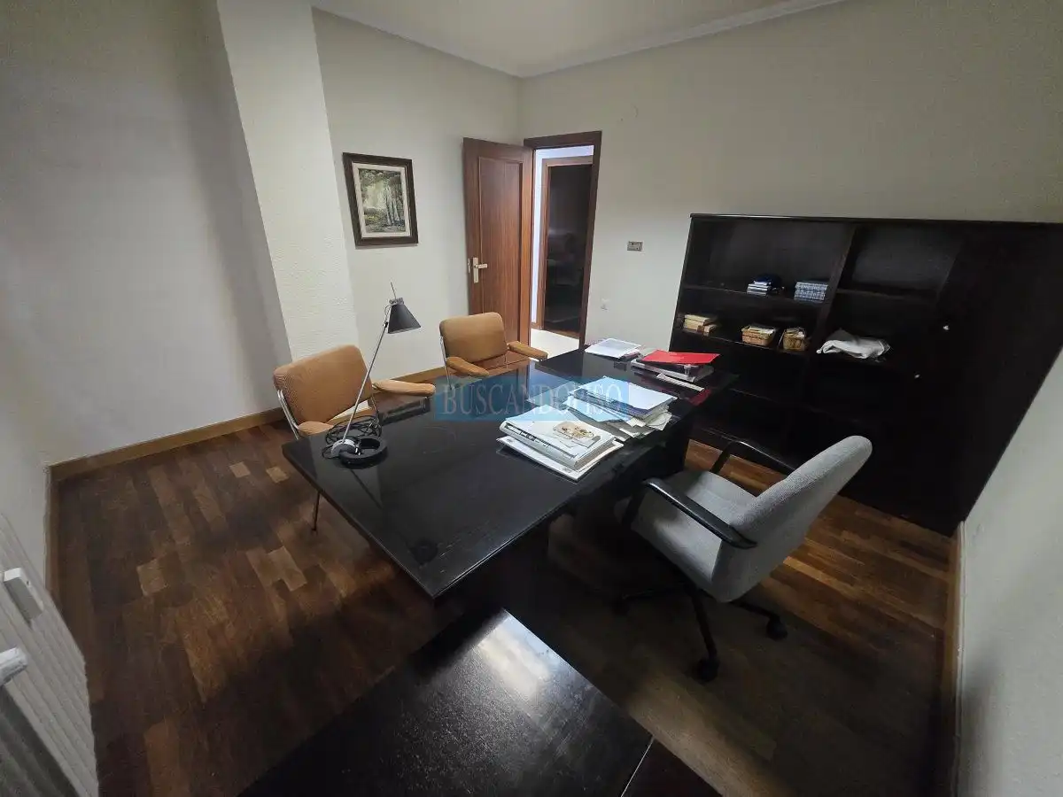 Wohnung zum Verkauf in  Logroño mit Klimaanlage, Heizung und Möbliert