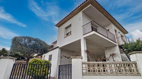 Foto 2 de Casa adosada en venda a Carrer de Sant Isidre, 33, Palau-solità i Plegamans, Barcelona