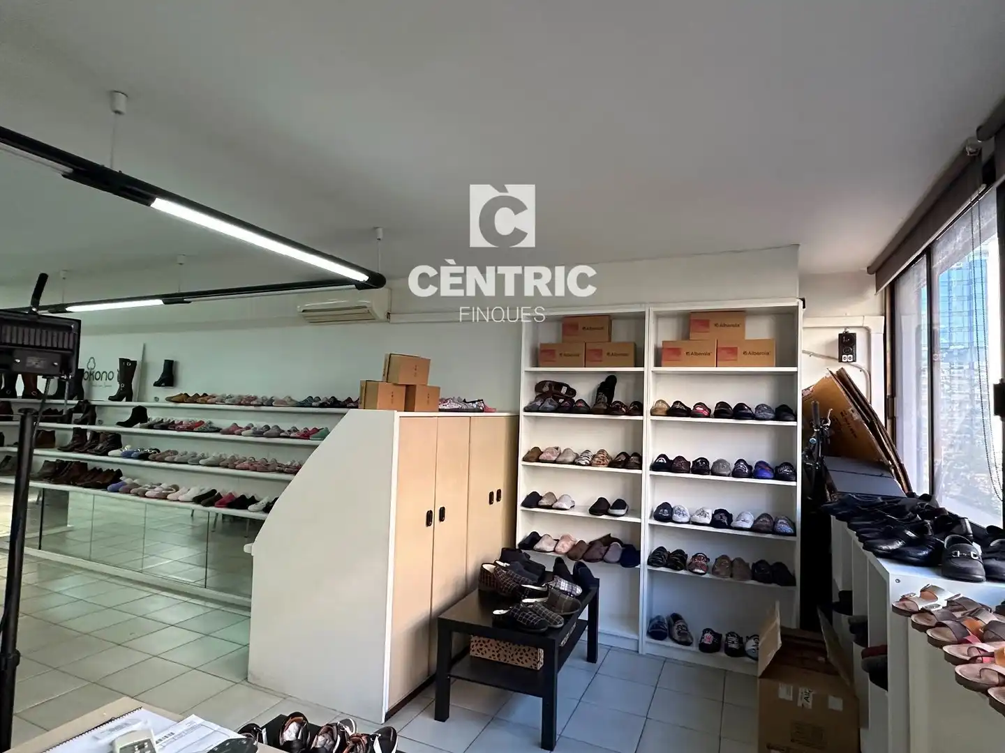 Office space with lift for sale in Calabria, imagen 9