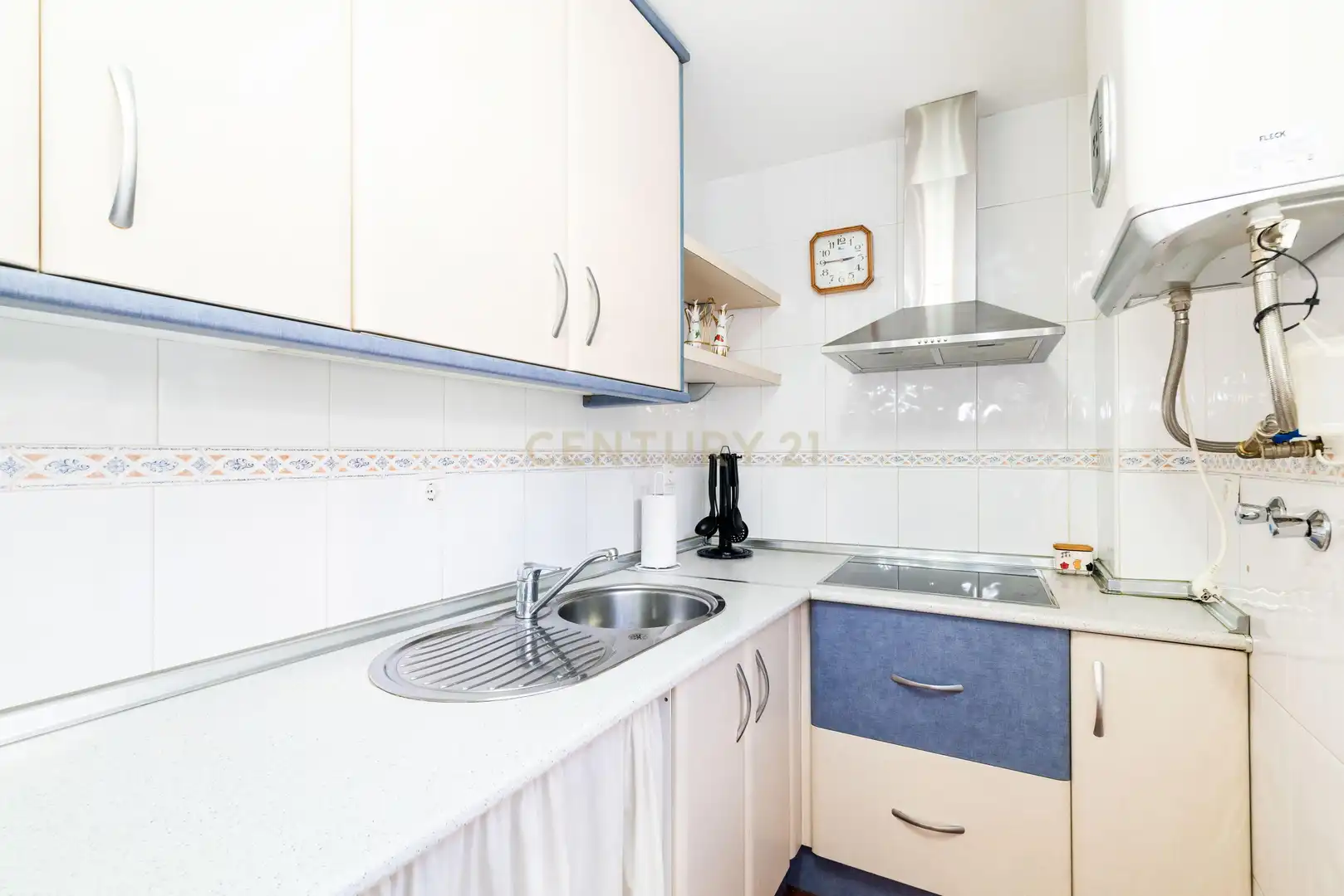 Cocina de Piso en venta en Granada con Aire acondicionado