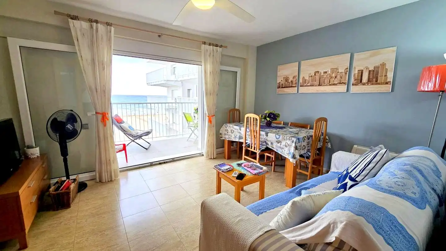 Wohnzimmer von Wohnungen zur Miete in Gandia mit Terrasse und Möbliert