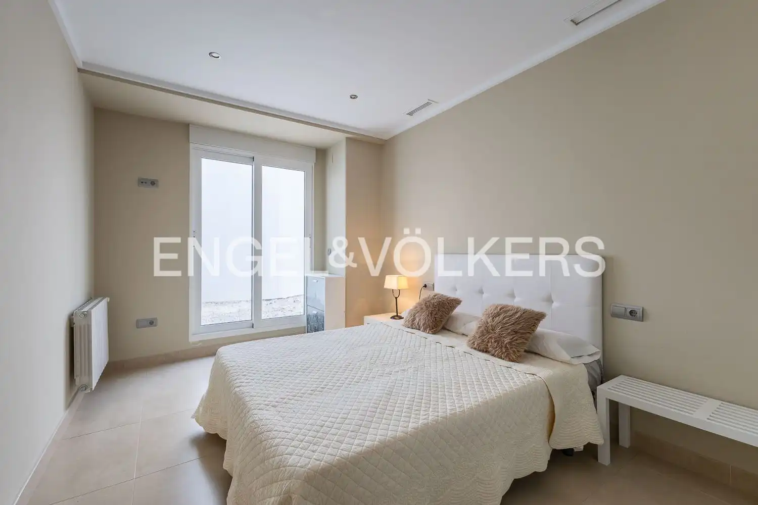 Habitación de Casa adosada en venta en Carcaixent con Aire acondicionado, Calefacción y Terraza