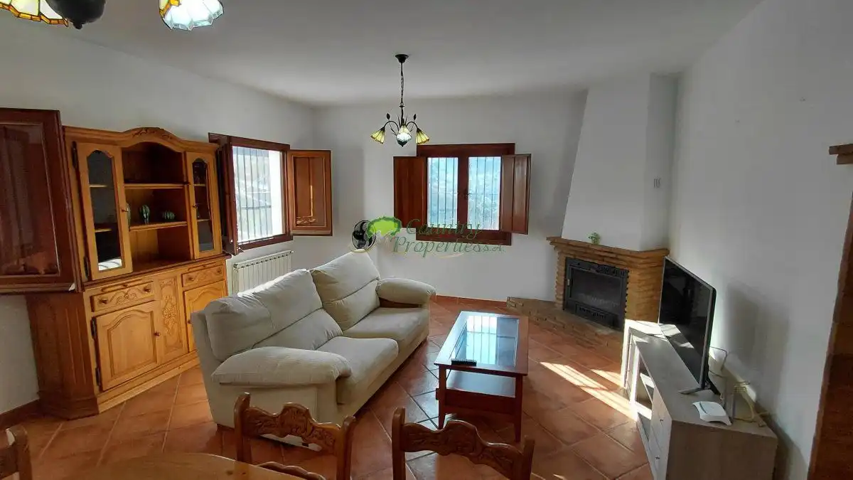 Finca rústica en venda a Árchez