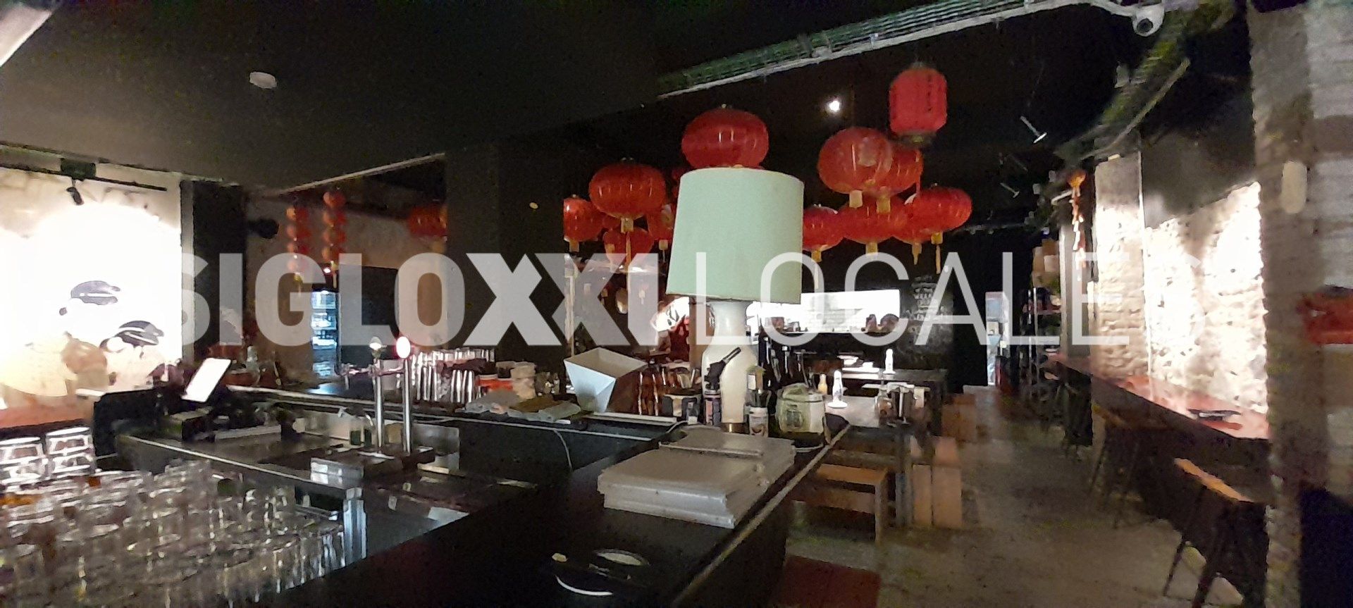 Local en traspaso en  Barcelona Capital con Aire acondicionado