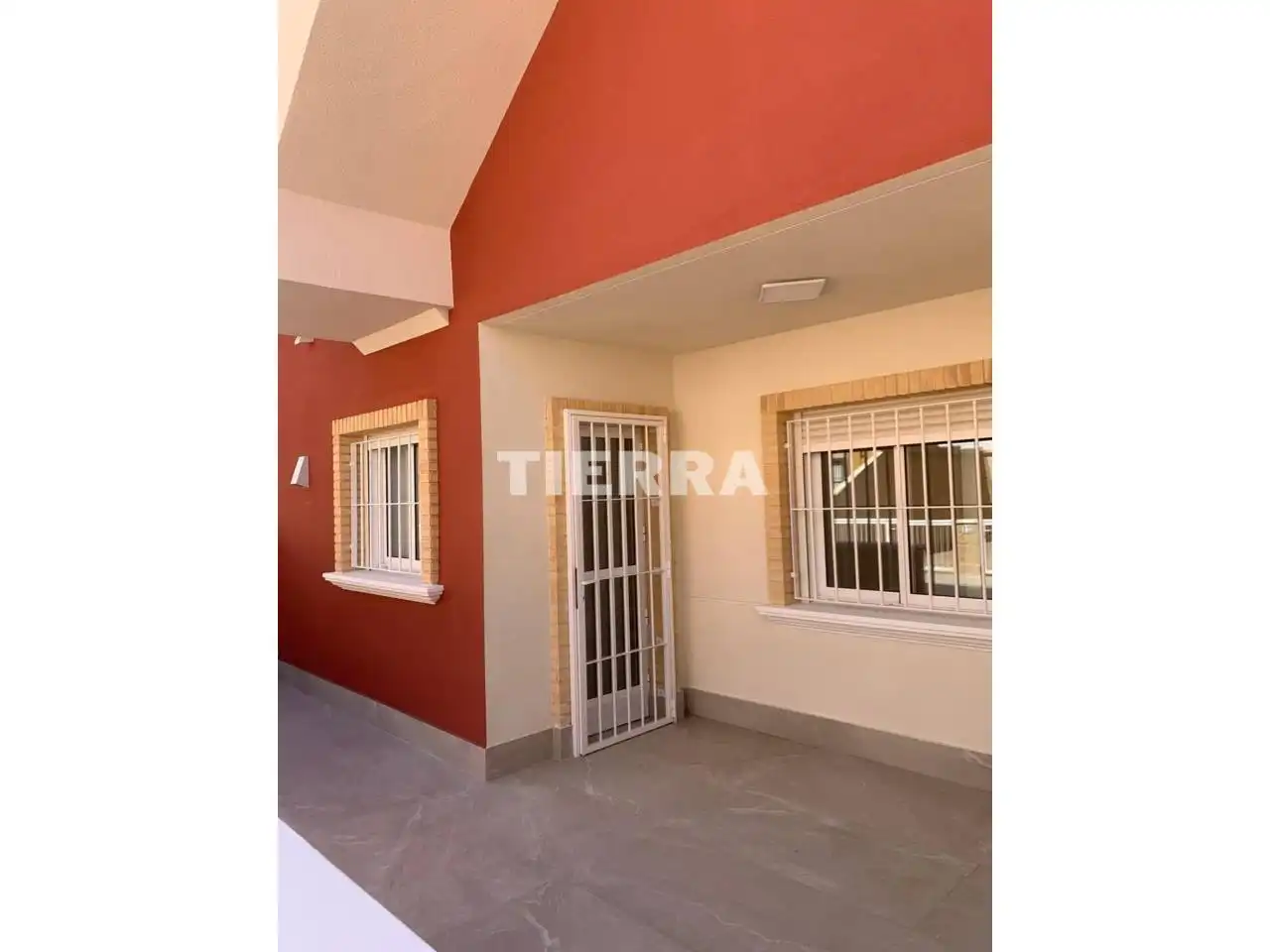 Vista exterior de Casa adosada en venta en Pilar de la Horadada con Piscina comunitaria