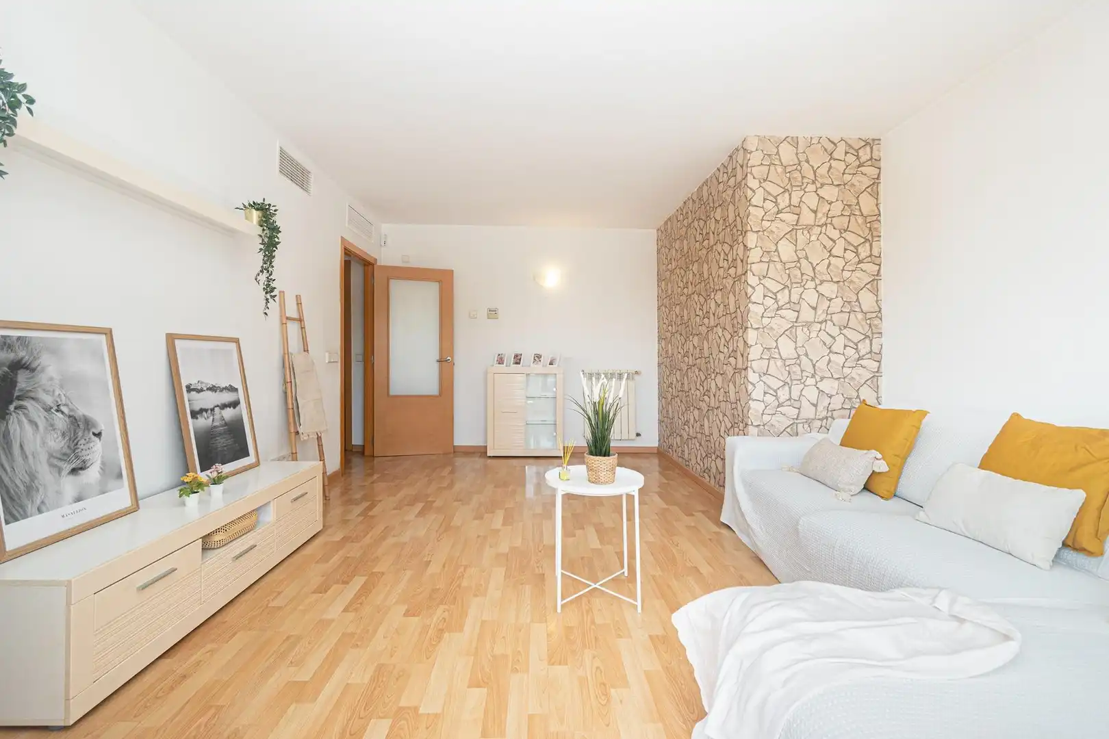Living room of Flat for sale in Campos  with Air Conditioner, Heating and Parquet flooring